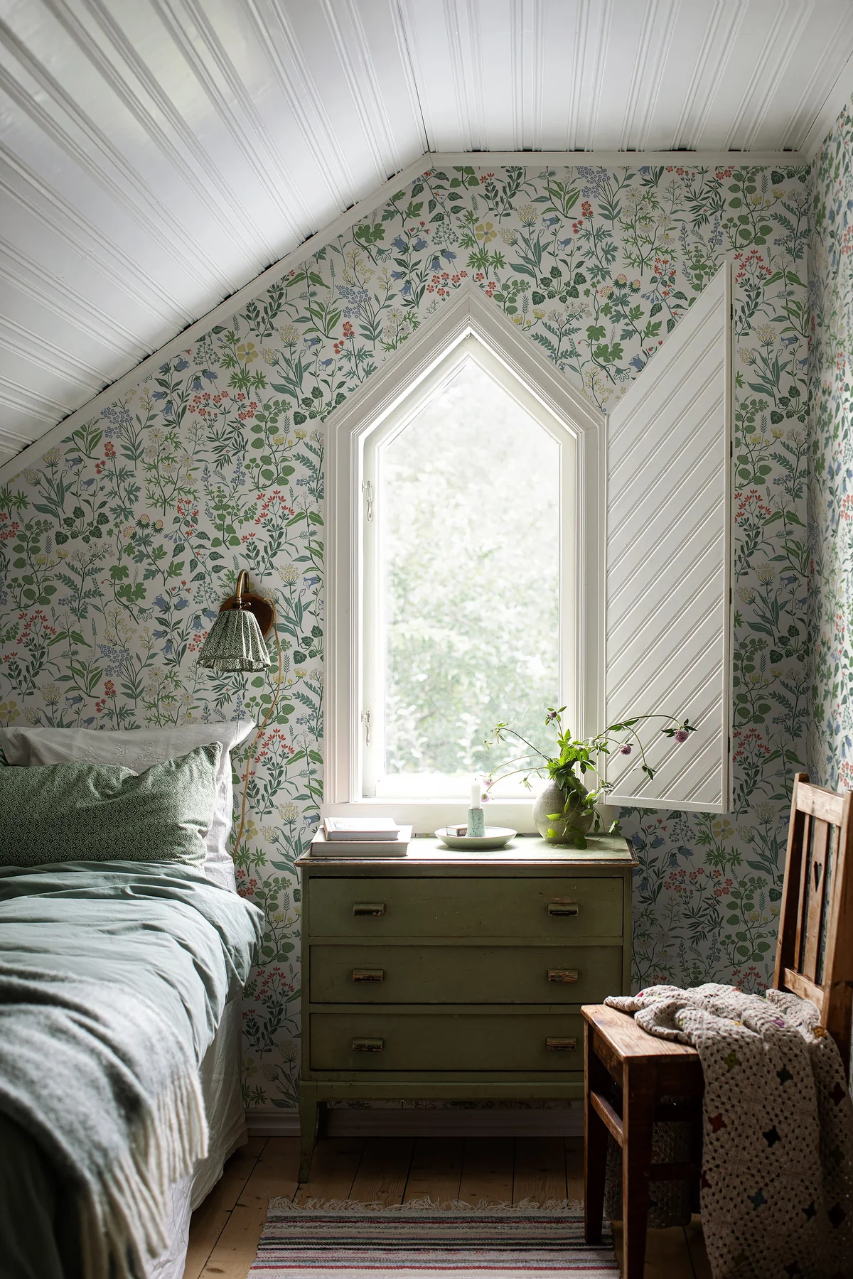 tapeet, tapeedid, taimemustriga tapeet, lillelised tapeedid